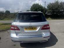 Mercedes-Benz M Class 2.1 ML250 BlueTEC SE SUV 5dr Diesel G-Tronic 4WD (s/s) (202 bhp)