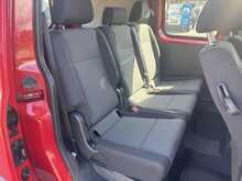 Volkswagen Caddy 2.0 TDi Maxi Combi Van 5dr Diesel Manual FWD (Window) (124 g/km, 101 bhp)