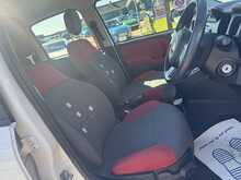 Fiat Panda Easy 1.2 Hatchback 5dr Petrol Manual Euro 6 (69 bhp)