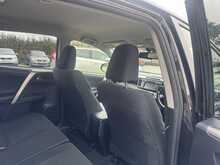 Toyota RAV4 2.0 D-4D Icon SUV 5dr Diesel Manual 2WD Euro 5 (s/s) (122 bhp)