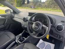 Audi A1 1.6 TDI SE Sportback 5dr Diesel Manual Euro 5 (s/s) (104 bhp)