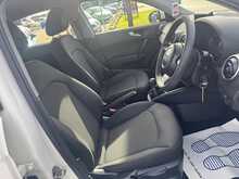 Audi A1 1.6 TDI SE Sportback 5dr Diesel Manual Euro 5 (s/s) (104 bhp)
