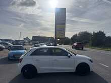 Audi A1 1.6 TDI SE Sportback 5dr Diesel Manual Euro 5 (s/s) (104 bhp)