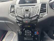 Ford Fiesta 1.0T EcoBoost Zetec Hatchback 5dr Petrol Manual Euro 5 (s/s) (99 bhp)