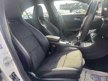 Mercedes-Benz A Class 1.5 A180d AMG Line Hatchback 5dr Diesel Manual Euro 6 (s/s) (109 bhp)