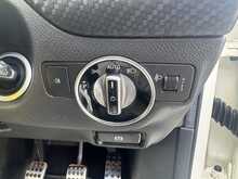 Mercedes-Benz A Class 1.5 A180d AMG Line Hatchback 5dr Diesel Manual Euro 6 (s/s) (109 bhp)