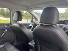 Peugeot 2008 1.6 e-HDi Allure SUV 5dr Diesel EGC Euro 5 (s/s) (91 bhp)