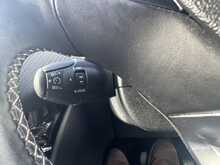 Peugeot 2008 1.6 e-HDi Allure SUV 5dr Diesel EGC Euro 5 (s/s) (91 bhp)