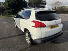 Peugeot 2008 1.6 e-HDi Allure SUV 5dr Diesel EGC Euro 5 (s/s) (91 bhp)