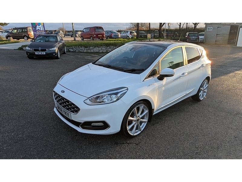 1.0T EcoBoost Vignale Hatchback 5dr Petrol Manual Euro 6 (s/s) (125 ps)