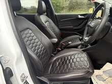 Ford Fiesta 1.0T EcoBoost Vignale Hatchback 5dr Petrol Manual Euro 6 (s/s) (123 bhp)