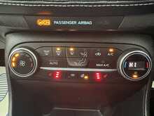 Ford Fiesta 1.0T EcoBoost Vignale Hatchback 5dr Petrol Manual Euro 6 (s/s) (123 bhp)