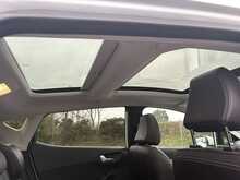 Ford Fiesta 1.0T EcoBoost Vignale Hatchback 5dr Petrol Manual Euro 6 (s/s) (123 bhp)