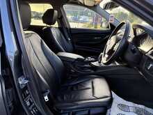 BMW 3 Series 2.0 320d SE Touring 5dr Diesel Auto xDrive Euro 6 (s/s) (187 bhp)