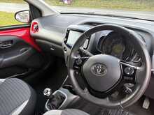 Toyota AYGO 1.0 VVT-i x-trend Hatchback 5dr Petrol Manual Euro 6 (70 bhp)