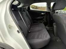 Honda Civic 1.8 i-VTEC ES Hatchback 5dr Petrol Manual Euro 5 (s/s) (140 bhp)