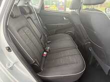 Kia Venga 1.6 2 MPV 5dr Petrol Auto Euro 6 (123 bhp)