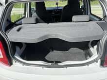 Volkswagen up! 1.0 BlueMotion Tech High up! Hatchback 5dr Petrol Manual Euro 5 (s/s) (74 bhp)