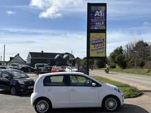 Volkswagen up! 1.0 BlueMotion Tech High up! Hatchback 5dr Petrol Manual Euro 5 (s/s) (74 bhp)