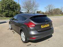 Ford Focus 1.6 TDCi Zetec Hatchback 5dr Diesel Manual Euro 5 (s/s) (113 bhp)