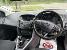 Ford Focus 1.6 TDCi Zetec Hatchback 5dr Diesel Manual Euro 5 (s/s) (113 bhp)