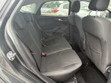 Ford Focus 1.6 TDCi Zetec Hatchback 5dr Diesel Manual Euro 5 (s/s) (113 bhp)