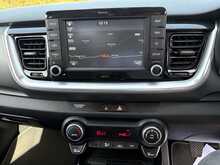 Kia Stonic 1.0 T-GDi 3 SUV 5dr Petrol Manual Euro 6 (s/s) (118 bhp)