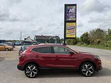 Nissan Qashqai 1.3 DIG-T N-Motion SUV 5dr Petrol Manual Euro 6 (s/s) (138 bhp)