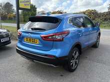 Nissan Qashqai 1.5 dCi N-Connecta SUV 5dr Diesel Manual Euro 6 (s/s) (108 bhp)