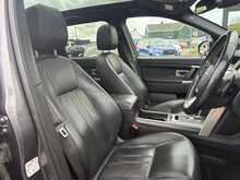 Land Rover Discovery Sport 2.0 TD4 HSE Black SUV 5dr Diesel Auto 4WD Euro 6 (s/s) (178 bhp)
