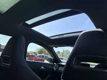 Mercedes-Benz 2.1 GLA220d AMG Line (Premium Plus) SUV 5dr Diesel 7G-DCT 4MATIC Euro 6 (s/s) (168 bp)