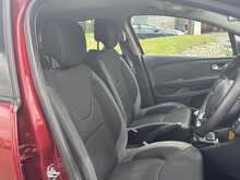 Renault Clio 1.5 dCi Play Hatchback 5dr Diesel Manual Euro 6 (s/s) (89 bhp)