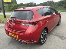 Toyota Auris 1.2 VVT-i Design Hatchback 5dr Petrol Manual Euro 6 (s/s) (114 bhp)