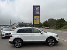 Volkswagen Tiguan 2.0 TDI SEL SUV 5dr Diesel DSG Euro 6 (s/s) (148 bhp)