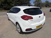 Kia Ceed 1.6 CRDi EcoDynamics 4 Hatchback 5dr Diesel Manual Euro 5 (s/s) (126 bhp)
