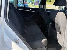 Volkswagen Tiguan 2.0 TDI BlueMotion Tech Match SUV 5dr Diesel DSG 4WD Euro 6 (s/s) (148 bhp)