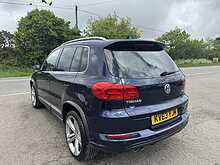 Volkswagen Tiguan 2.0 TDI BlueMotion Tech R-Line SUV 5dr Diesel DSG 4WD Euro 5 (s/s) (175 BHP)