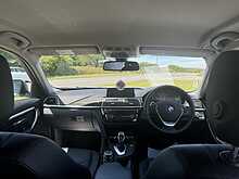 BMW 3 Series 3.0 330d Luxury Touring 5dr Diesel Auto Euro 6 (s/s) (254 BHP)