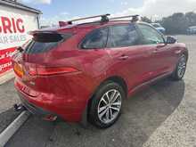 Jaguar F-PACE 2.0 D180 R-Sport SUV 5dr Diesel Auto AWD Euro 6 (s/s) (180 ps) 