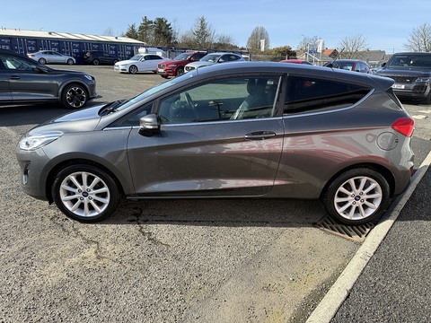1.0T EcoBoost Titanium Hatchback 3dr Petrol Manual Euro 6 (s/s) (100 ps)