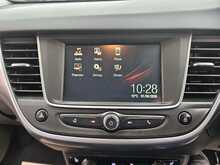 Vauxhall Crossland X 1.6 Turbo D ecoTEC SE SUV 5dr Diesel Manual Euro 6 (s/s) (99 ps) 