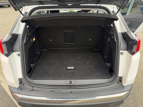 1.2 PureTech Allure SUV 5dr Petrol Manual Euro 6 (s/s) (130 ps)