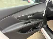 Peugeot 3008 1.2 PureTech Allure SUV 5dr Petrol Manual Euro 6 (s/s) (130 ps) 