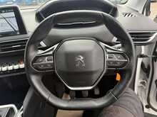 Peugeot 3008 1.2 PureTech Allure SUV 5dr Petrol Manual Euro 6 (s/s) (130 ps) 