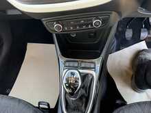 Vauxhall Crossland X 1.2 Griffin SUV 5dr Petrol Manual Euro 6 (s/s) (83 ps) 