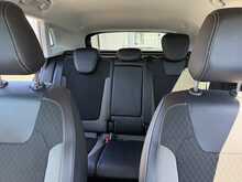 Vauxhall Grandland X 1.5 Turbo D BlueInjection Sport Nav SUV 5dr Diesel Manual Euro 6 (s/s) (130 ps) 