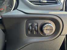 Vauxhall Grandland X 1.5 Turbo D BlueInjection Sport Nav SUV 5dr Diesel Manual Euro 6 (s/s) (130 ps) 