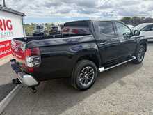 Mitsubishi L200 2.2 DI-D DC Barbarian Pickup Double Cab 4dr Diesel Manual 4WD Euro 6 (s/s) (150 ps) 