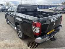 Mitsubishi L200 2.2 DI-D DC Barbarian Pickup Double Cab 4dr Diesel Manual 4WD Euro 6 (s/s) (150 ps) 