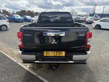 Mitsubishi L200 2.2 DI-D DC Barbarian Pickup Double Cab 4dr Diesel Manual 4WD Euro 6 (s/s) (150 ps) 